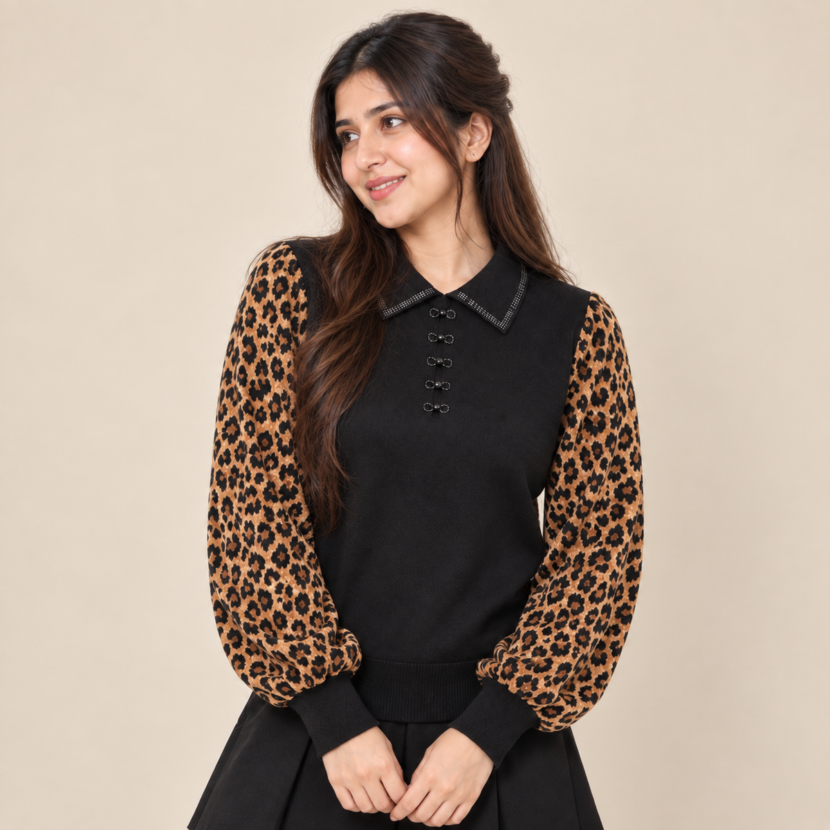 Leopard Print Sleeve Knit Top